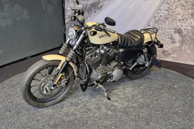 Harley-Davidson Iron 883 (2015) thumbnail 3