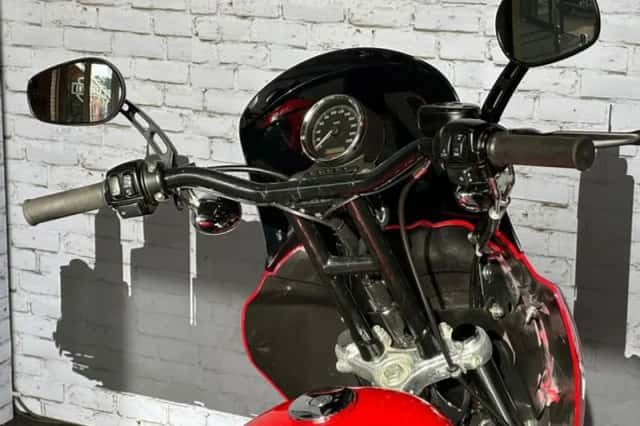 Harley-Davidson XL 883C (2004) thumbnail 5