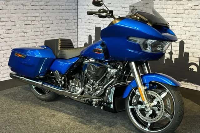 Harley-Davidson Road Glide (2026) thumbnail 1