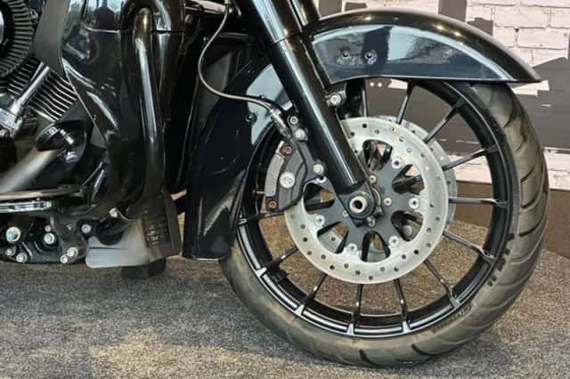 Harley-Davidson Street Glide Special (2019) thumbnail 5