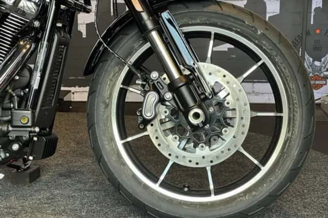 Harley-Davidson Softail (2026) thumbnail 5