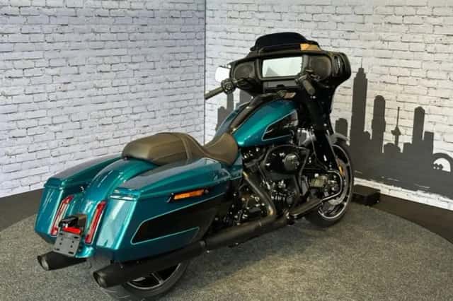 Harley-Davidson Street Glide (2026) thumbnail 3