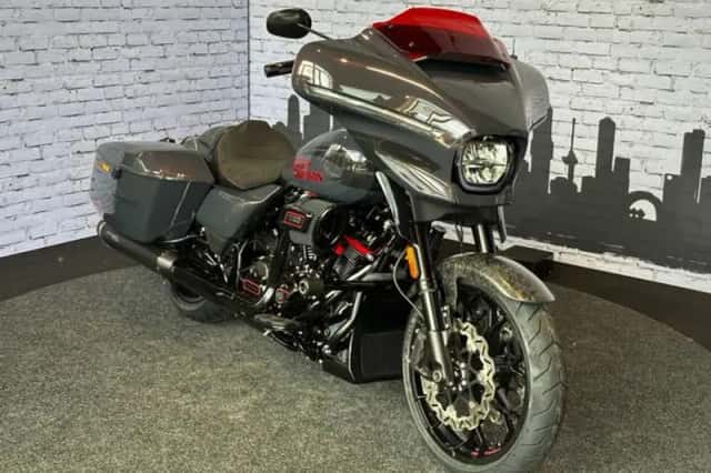 Harley-Davidson Cvo Street Glide (2026) thumbnail 1