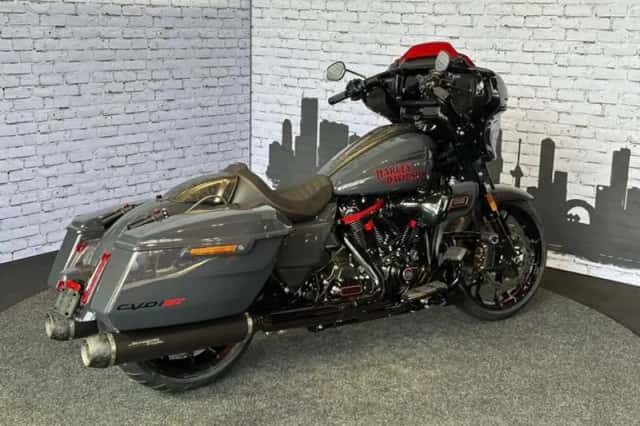 Harley-Davidson Cvo Street Glide (2026) thumbnail 3