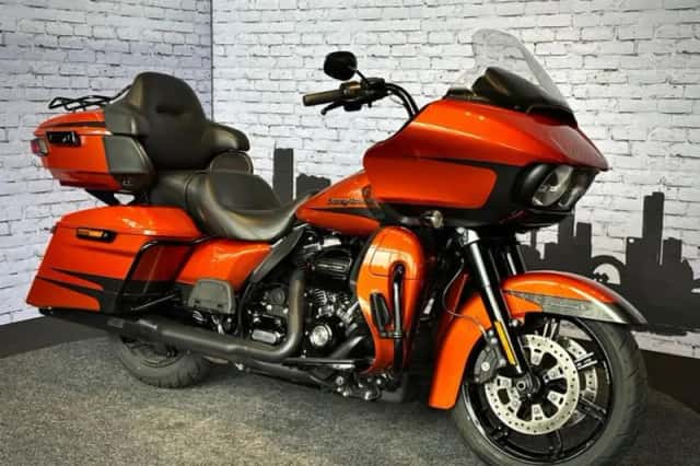 Harley-Davidson Road Glide (2020) thumbnail 1