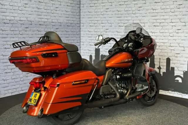 Harley-Davidson Road Glide (2020) thumbnail 3