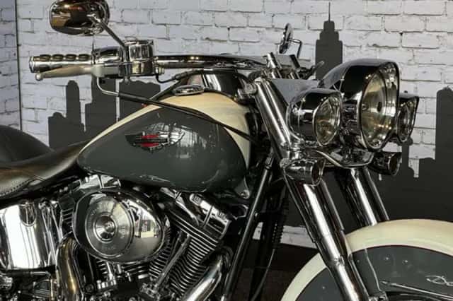 Harley-Davidson Softail Deluxe (2005) thumbnail 5