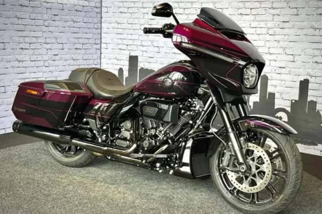 Harley-Davidson CVO Street Glide (2025) thumbnail 1