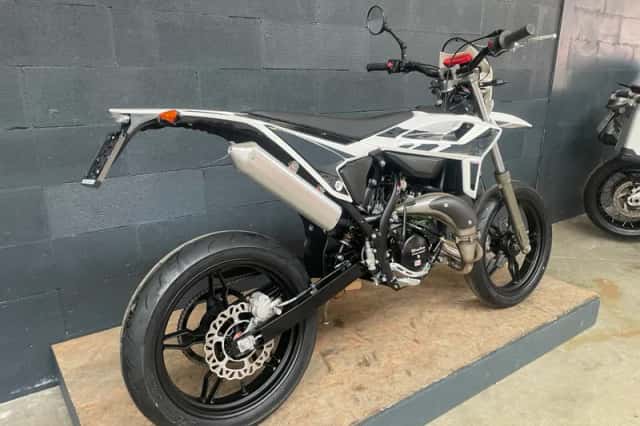 Beta RR50 2T Motard Wit 50 Motard (2026) thumbnail 2