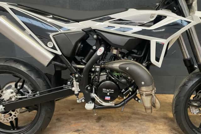 Beta RR50 2T Motard Sport 50 Motard Sport (2026) thumbnail 5