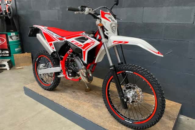 Beta RR50 2T Enduro Sport Wit 50 Enduro Sport (2025) thumbnail 3