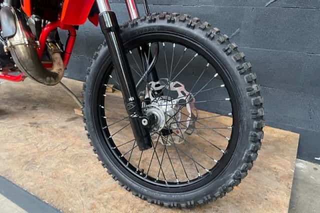 Beta RR 50 Enduro (2025) thumbnail 4