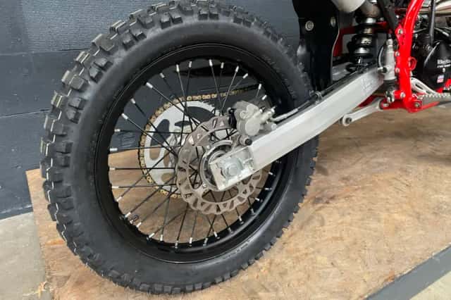 Beta RR 50 Enduro (2025) thumbnail 6