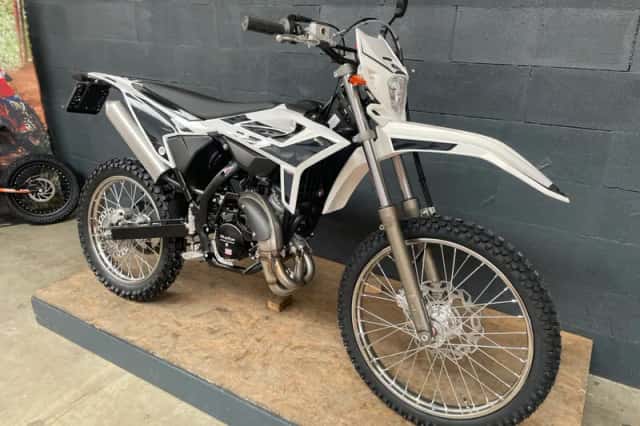 Beta RR50 2T Enduro Wit 50 Enduro (2026) thumbnail 3