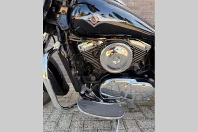 Kawasaki VN1600 Classic Tourer (2006) thumbnail 4