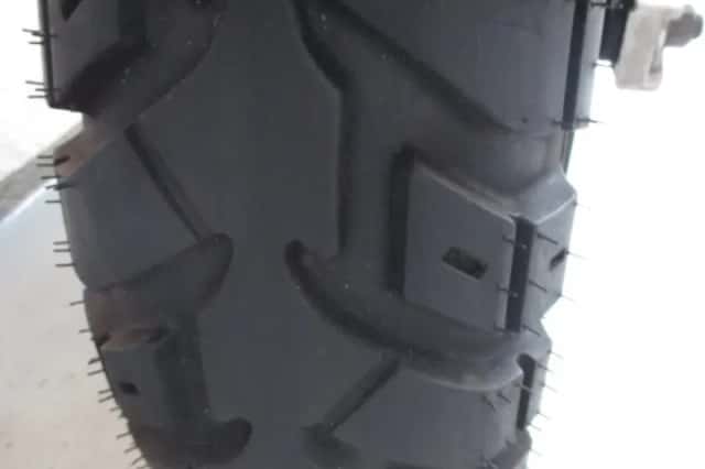 Suzuki DL 1000 V-Strom (2003) thumbnail 4