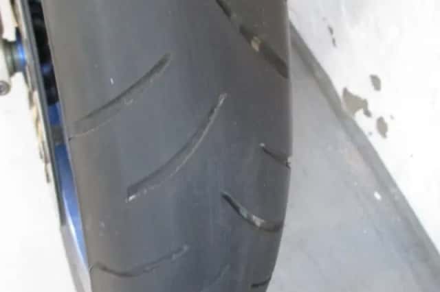 RSV Mille R Factory (2001) thumbnail 5