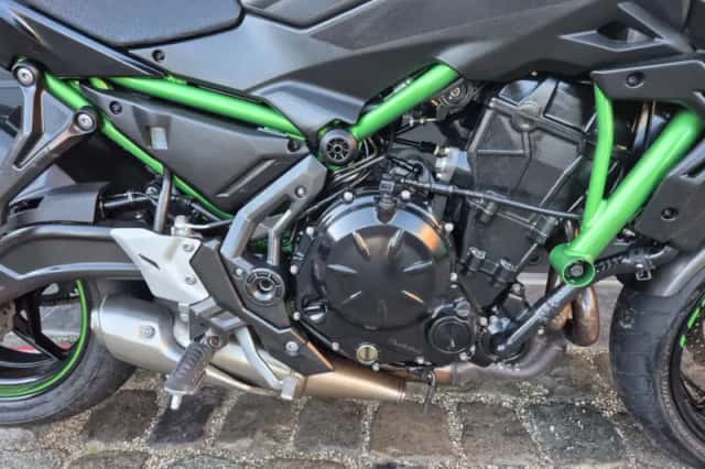 Kawasaki Z650 (2023) thumbnail 5