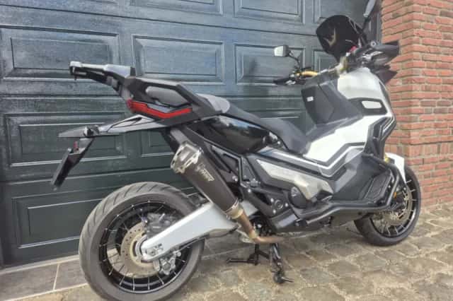 Honda X-ADV 750 (2019) thumbnail 2