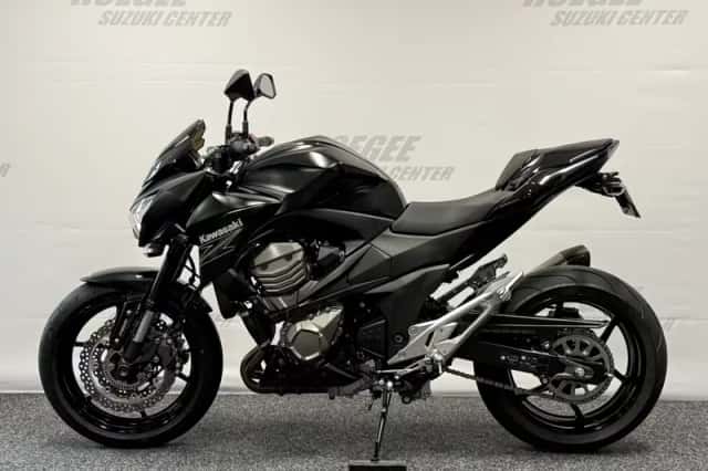 Kawasaki Z800 (2014) thumbnail 4