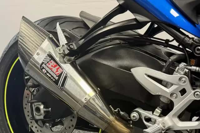 Suzuki GSX-S1000FA (2016) thumbnail 5