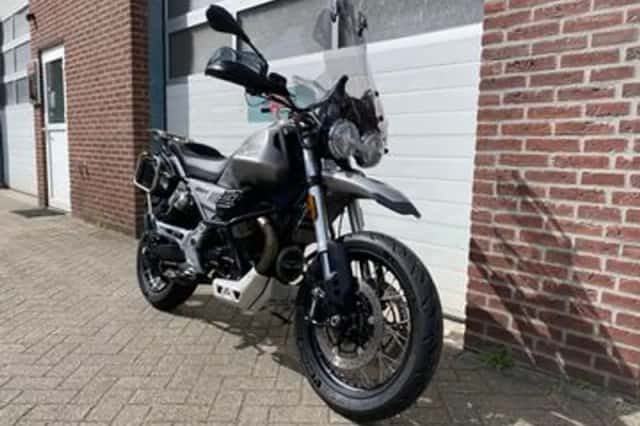 Moto Guzzi V85 TT (2020) thumbnail 5