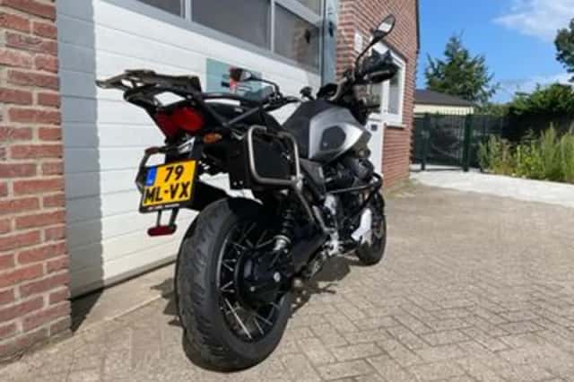 Moto Guzzi V85 TT (2020) thumbnail 6