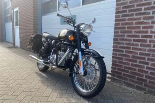 Royal Enfield Bullet Classic 500 (2021) thumbnail 2