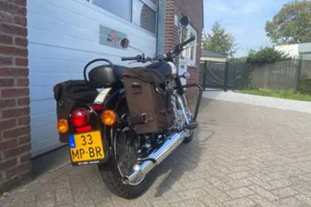Royal Enfield Bullet Classic 500 (2021) thumbnail 3