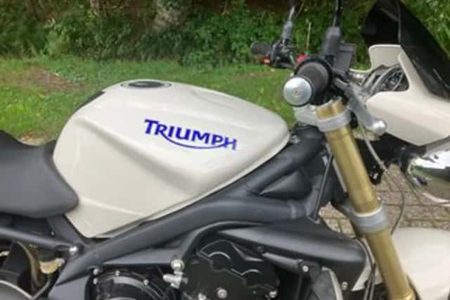 Triumph Street Triple 675 (2008) thumbnail 4