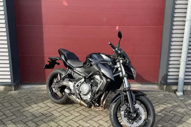Kawasaki Z650 (2019) thumbnail 1