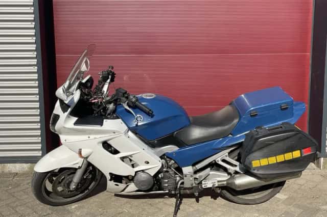 Yamaha FJR1300 (2005) thumbnail 3