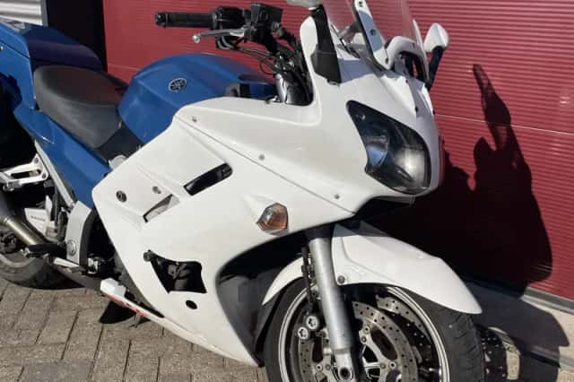 Yamaha FJR1300 (2005) thumbnail 5