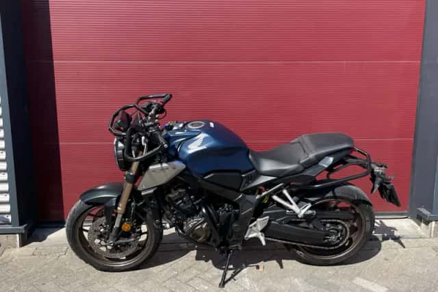 Honda CB650R 650 (2022) thumbnail 1