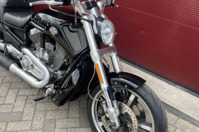 Harley-Davidson V-Rod Muscle (2012) thumbnail 5