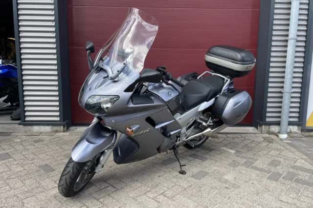 Yamaha FJR1300 (2004) thumbnail 2