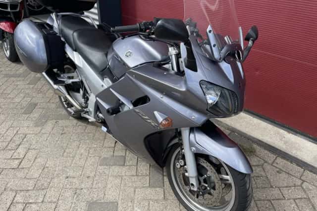 Yamaha FJR1300 (2004) thumbnail 5