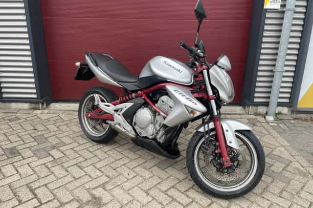 Kawasaki Er-6n (2008) thumbnail 1