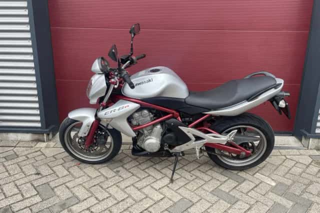 Kawasaki Er-6n (2008) thumbnail 4