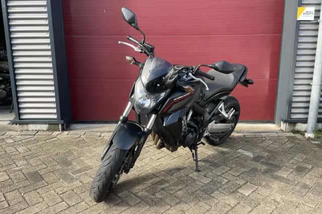 Honda CB650F 650 (2014) thumbnail 2