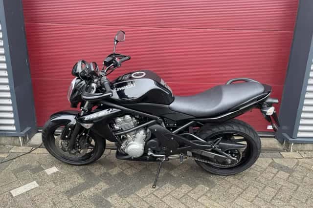 Kawasaki ER-6n (2008) thumbnail 4