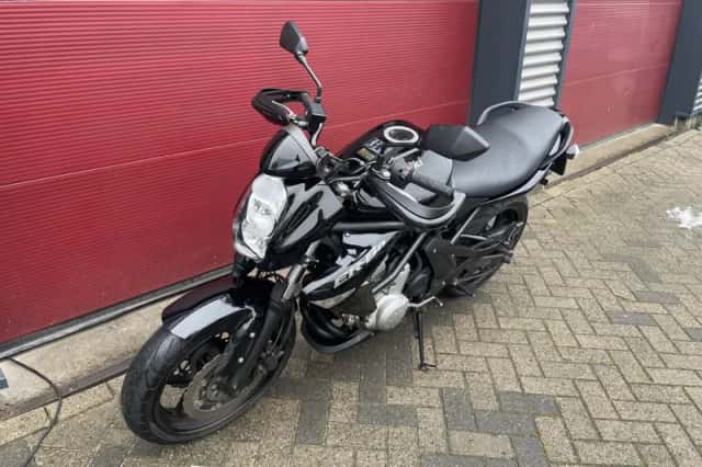 Kawasaki ER-6n (2008) thumbnail 6