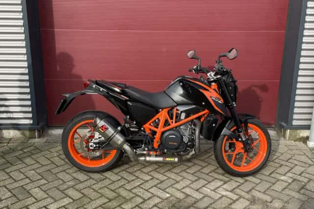 KTM 690 Duke (2017) thumbnail 4