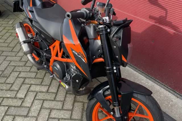 KTM 690 Duke (2017) thumbnail 5