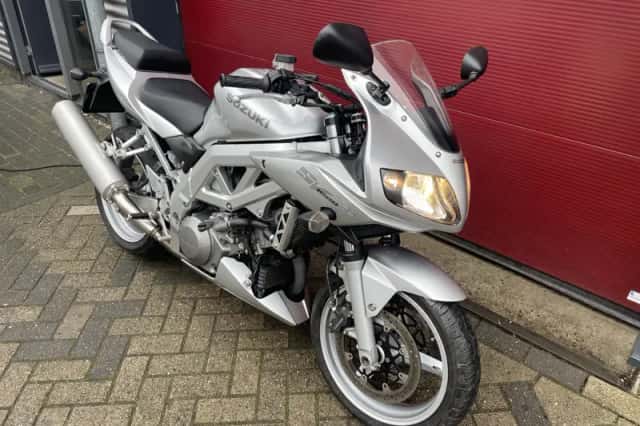 Suzuki SV1000 (2004) thumbnail 6