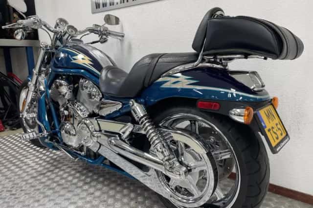 Harley-Davidson V-Rod (2005) thumbnail 4