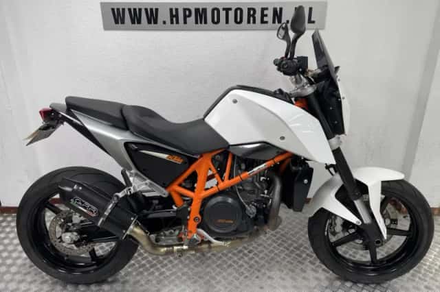 KTM 690 Duke (2012) thumbnail 1