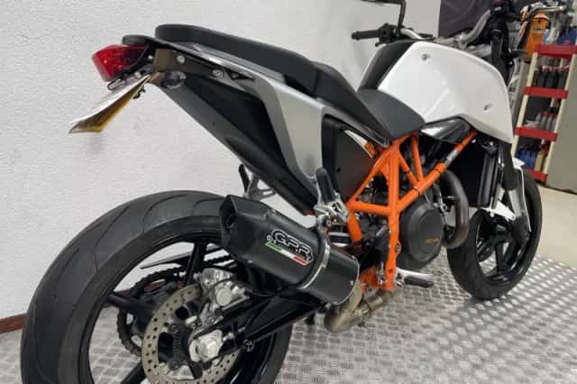 KTM 690 Duke (2012) thumbnail 3