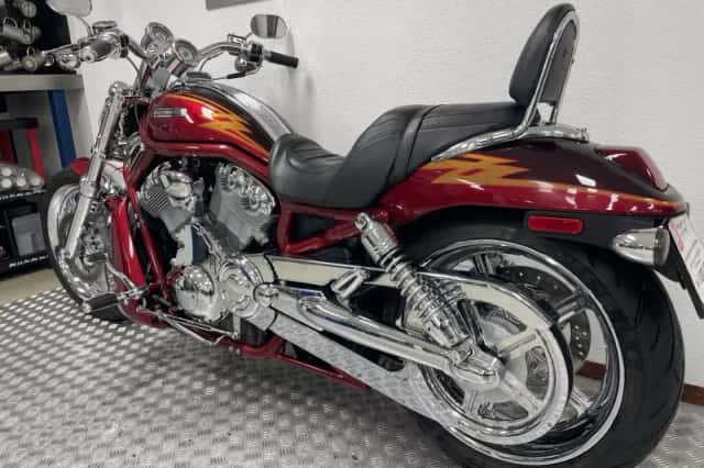 Harley-Davidson V-Rod (2005) thumbnail 4
