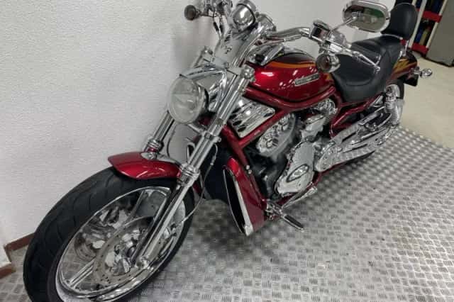 Harley-Davidson V-Rod (2005) thumbnail 6